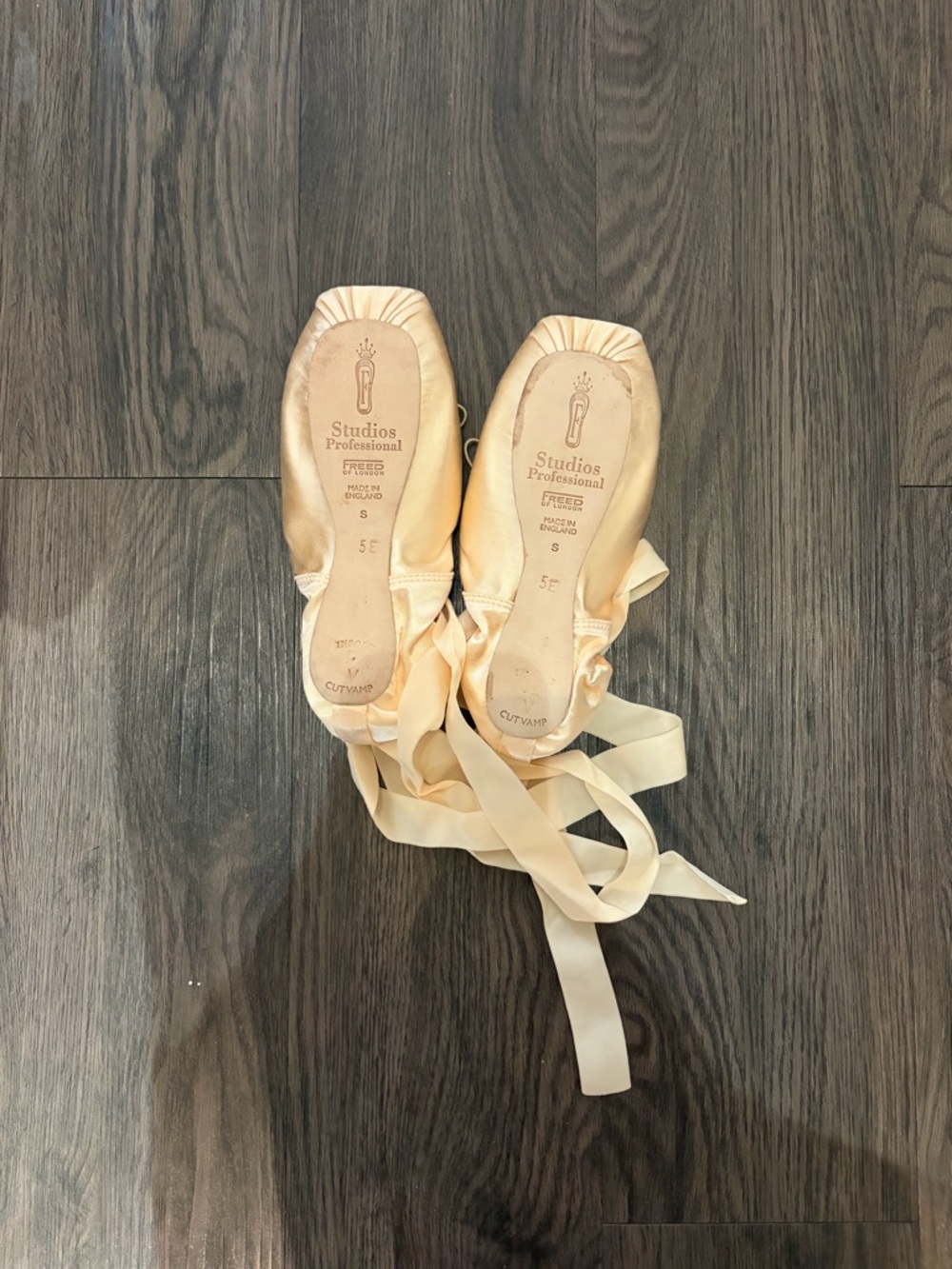 Freed Studio Pro Pointe Shoes 5E Hard Shank
